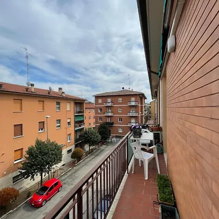 Apartamento A 200m Dall'autodromo Enzo E Dino Ferrari Con Posto Auto Privato Imola