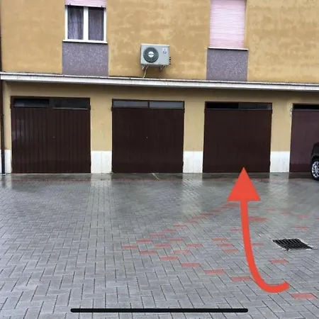 A 200m Dall'autodromo Enzo E Dino Ferrari Con Posto Auto Privato Apartment Imola
